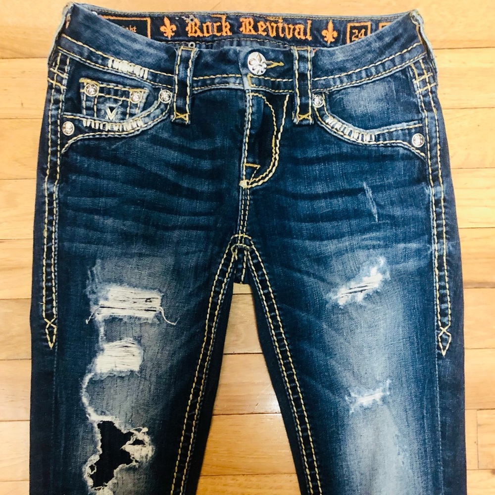 Beautiful Rock Revivals with Factory Destruction and Backing